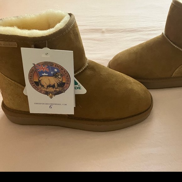 Sheepskin Down Under Boots Womens Size 7 Minis - Picture 1 of 9
